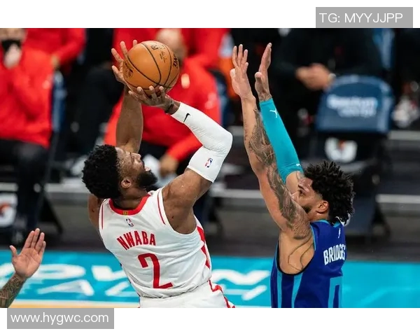 黄蜂与公牛比赛数据深度分析及战术对比探讨